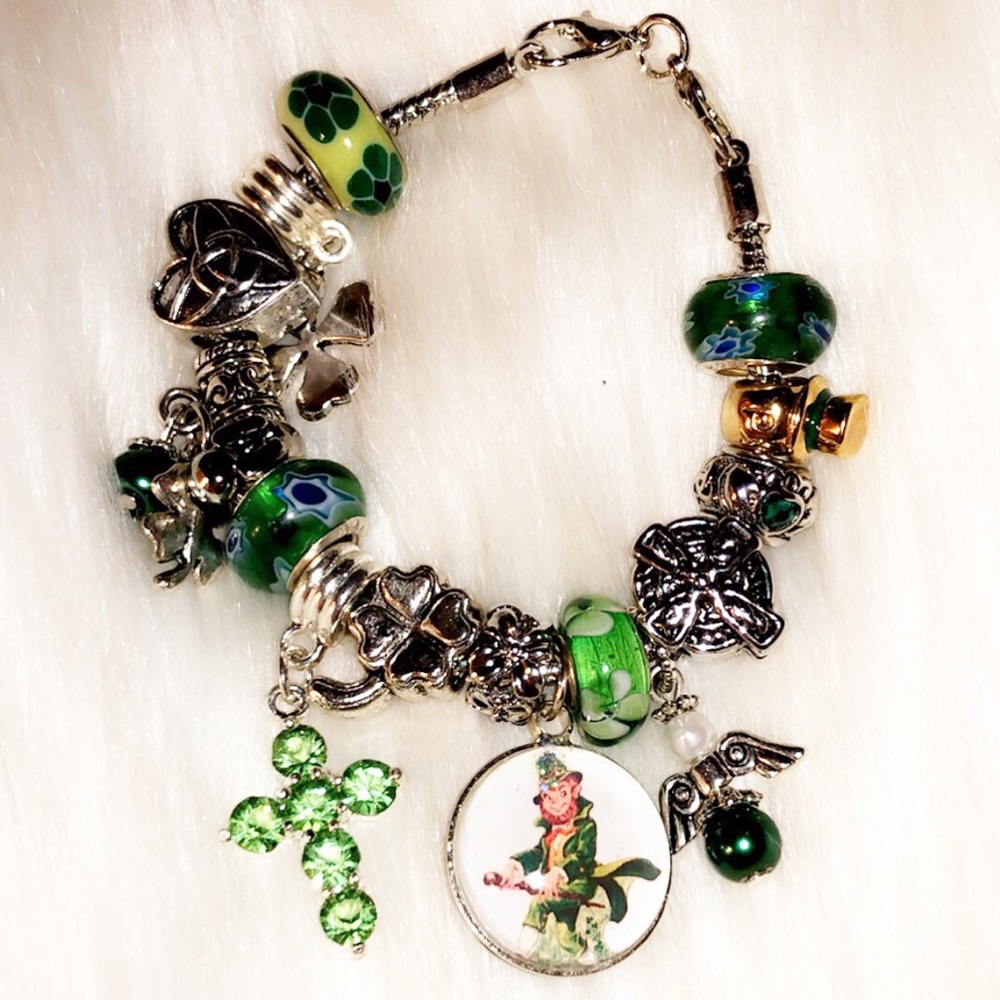 PUGSTER St. Patrick’s Day Charm Bracelet